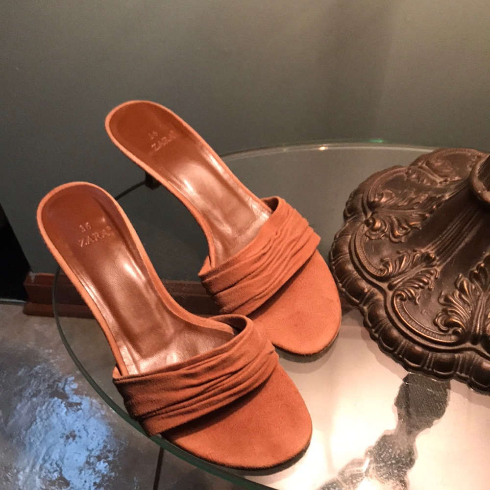 Women’s shoes by Zara